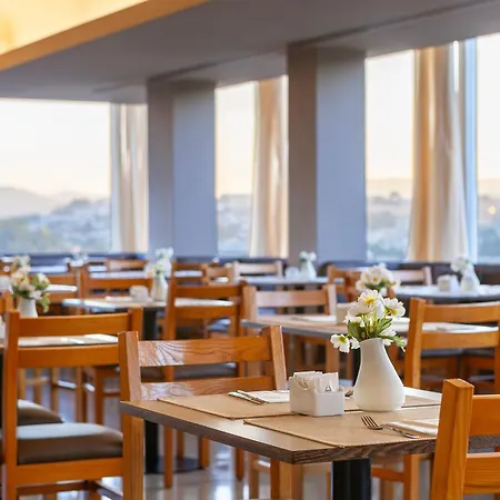 Ξενοδοχείο Fundador Γκιμαράες